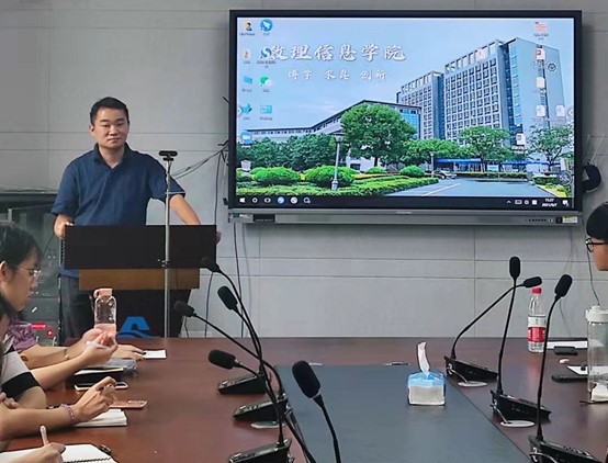 免费色情影片