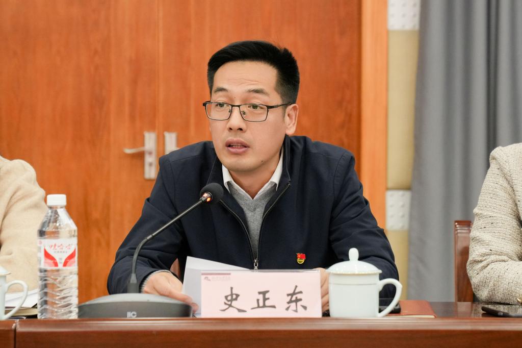 免费色情影片